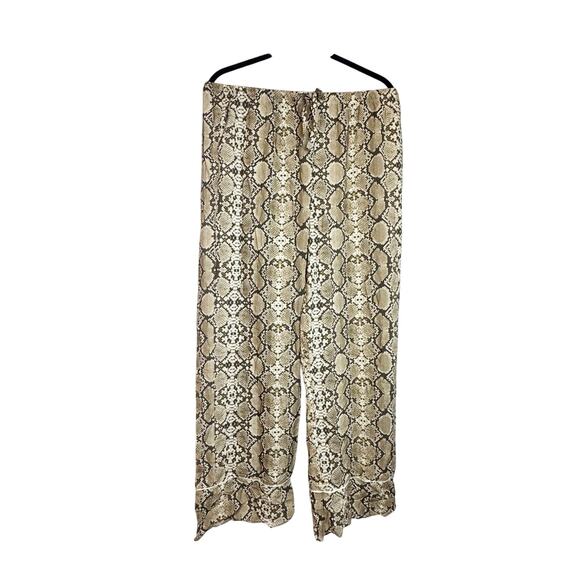 Maaji Women's Intimate Paythn Print Shirt Pajama Set Size Medium NWT - Picture 3 of 11